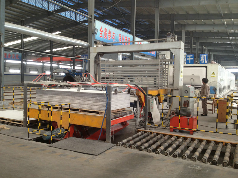 水泥纖維板生產(chǎn)線(xiàn)Cement fiberboard production line